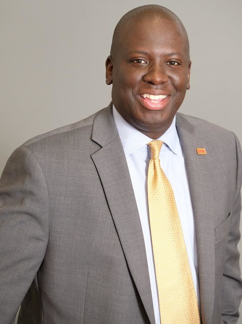 Earnest Winston 